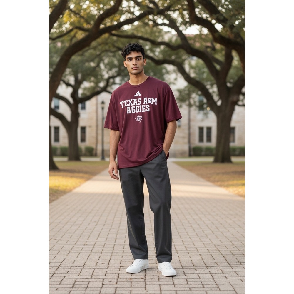 Adidas Mens Texas A&M Aggies TShirt Maroon Short Sleeve Collegiate Top Small NEW